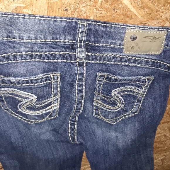 Jeans - Picture 3 of 4